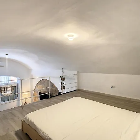 Apartcity Triana Apartment